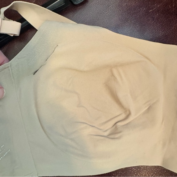 SKIMS NAKED SCOOP BRALETTE - Picture 4 of 5
